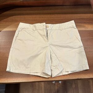 LOFT Cream Bermuda Shorts Relaxed Fit Cotton Blend